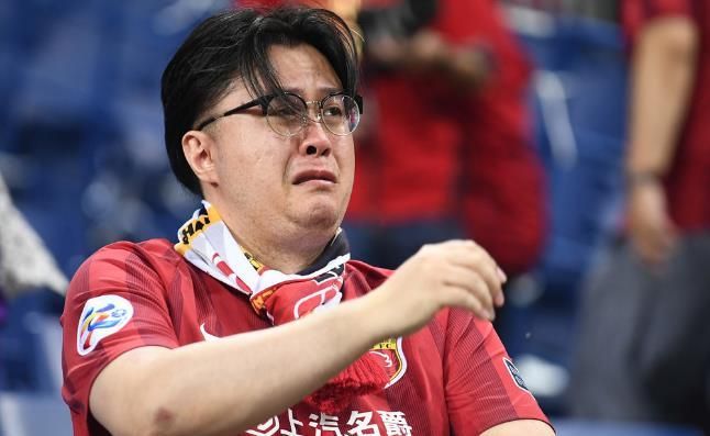 局势不容乐观！比分被拉开，球队面临状况严峻，如何扭转？(比分啥意思)