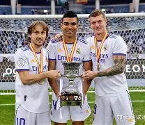 里尔中场巴拉托雷受伤将缺席巴黎对决的简单介绍